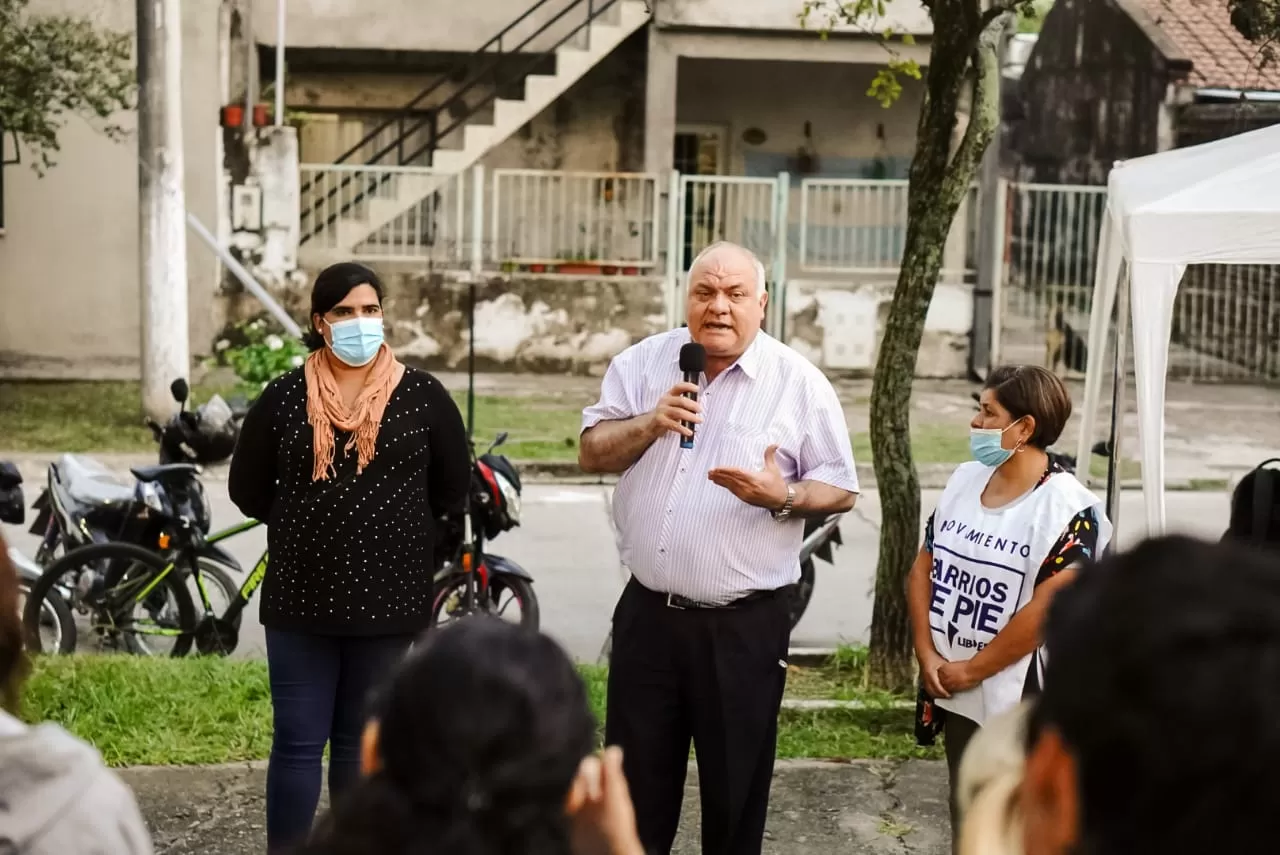 Masso en barrio Floresta. Foto prensa Libres del Sur