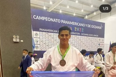 En el podio: el yudoca González se quedó con el bronce
