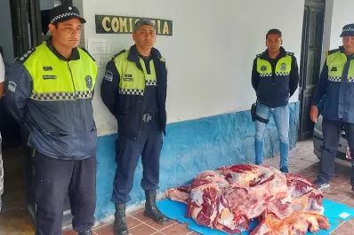 Llevaba 200 kilos de carne en el baúl del auto: la Policía se la secuestró