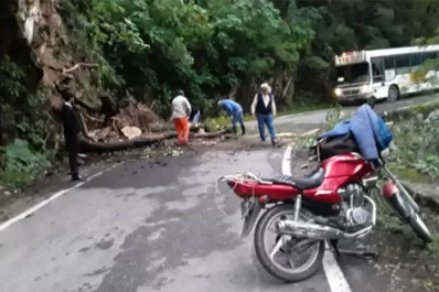 Derrumbe en la ruta 338: recomiendan subir con precaución hasta San Javier
