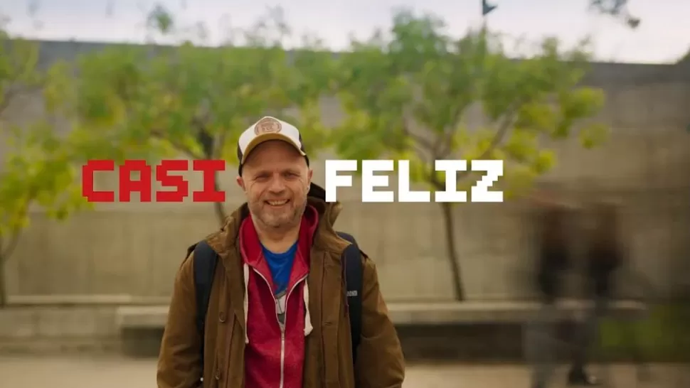 La serie Casi Felíz se estrenó hoy 14 de abril por Netflix. Cuenta con 8 capítulos.