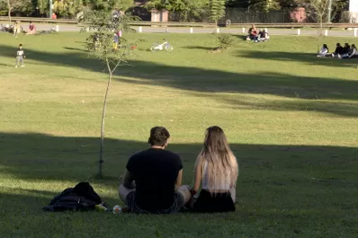 El Viernes Santo comenzará soleado y luego se poblará de nubes