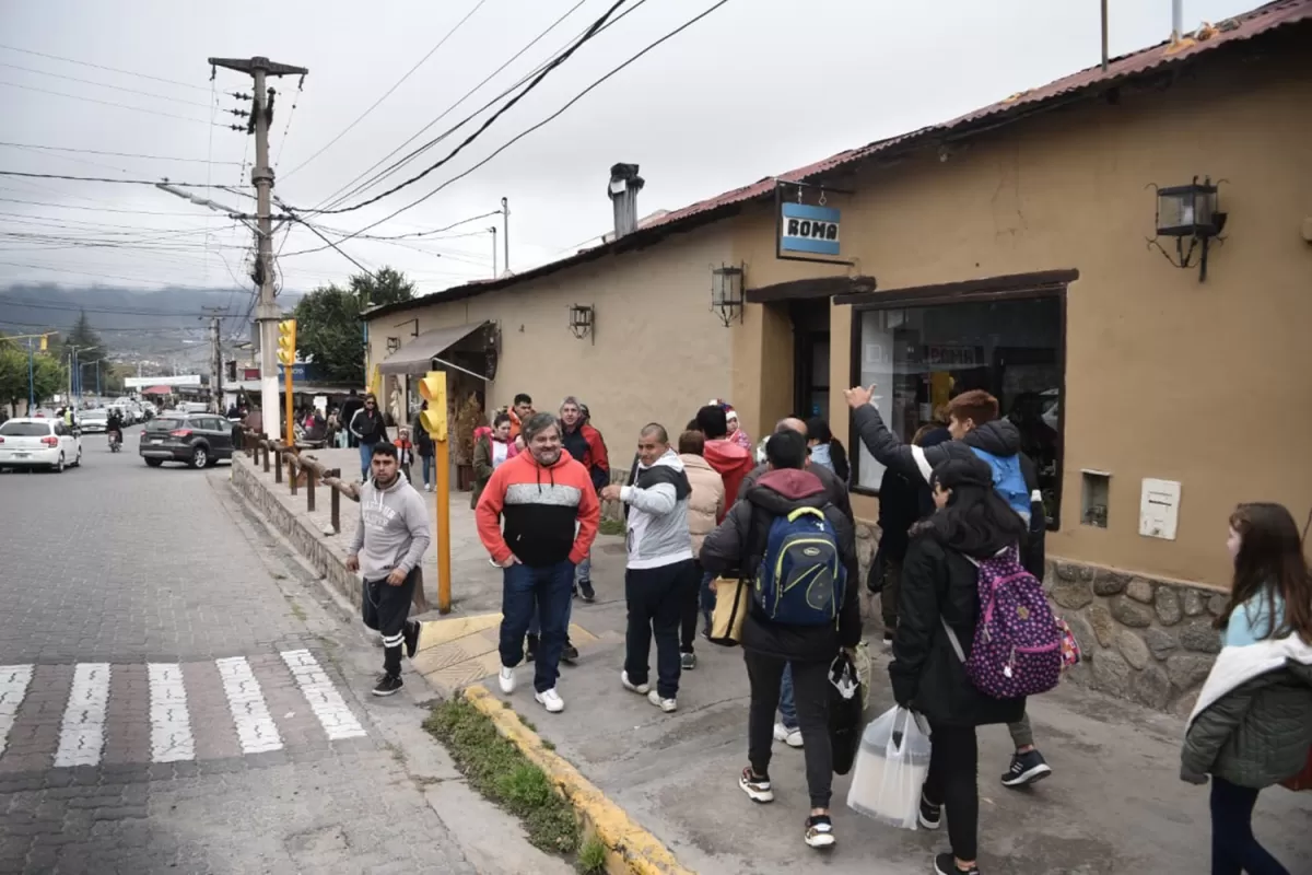 MUCHA CAMINATA Y ALGUNAS COMPRAS. Hubo varios aumentos de precios en las últimas semanas.