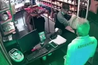 Video: así asaltaron al padre de Peque Schwartzman en su local de indumentaria
