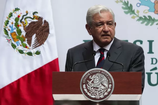 López Obrador acusó al FMI de ser corresponsable de la crisis argentina