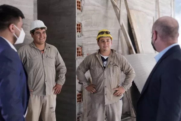 Lichtmajer supervisó obras y destacó el crecimiento de la matrícula en Bella Vista