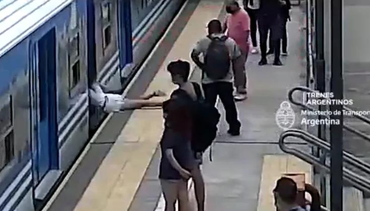 Mujer se descompensó y cayó a las vías del tren en La Matanza