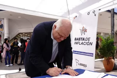 Lanzan campaña contra la inflación: Necesitamos volver a la Argentina del trabajo, dijo Masso