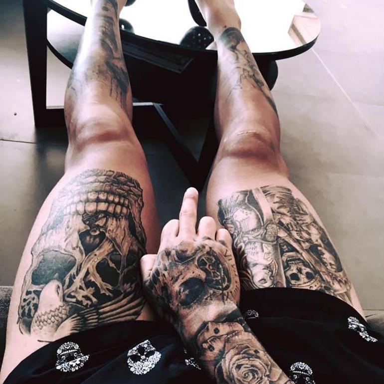 Algunos de sus tatuajes.