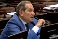 Alperovich: es una falsa denuncia para excluirme de la escena política