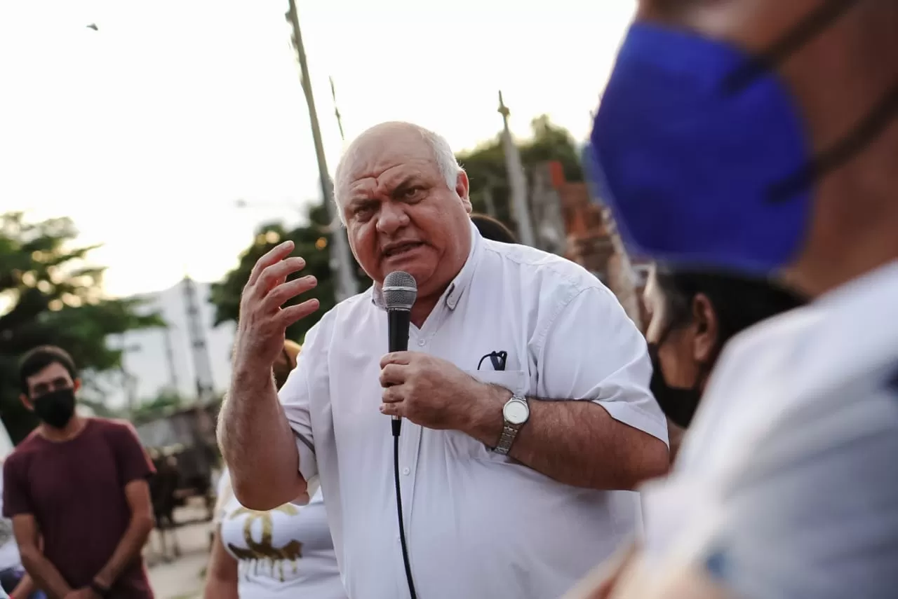 El legislador Federico Masso en el barrio San Fernando.