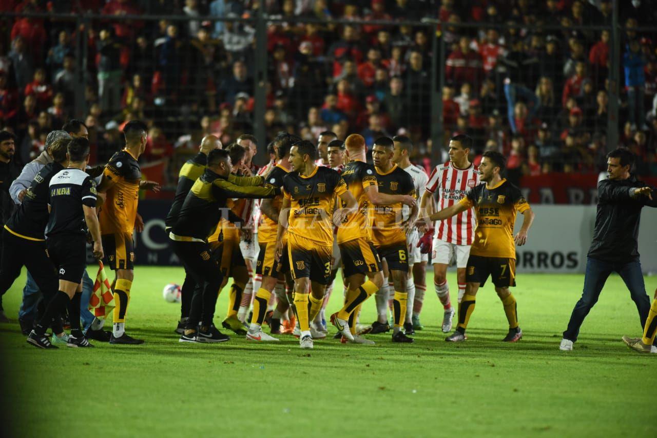 TENSIÓN EN LA CIUDADELA. Jugadores del 
