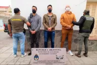 Adhemar habría cerrado sus puertas en Tucumán