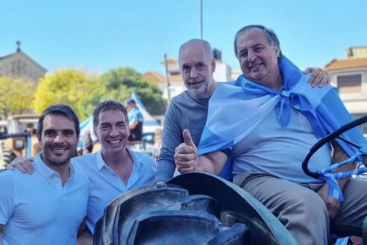 EN EL TRACTORAZO, El jefe de Gobierno porteño Rodríguez Larreta se sumó a la manifestación del campo.