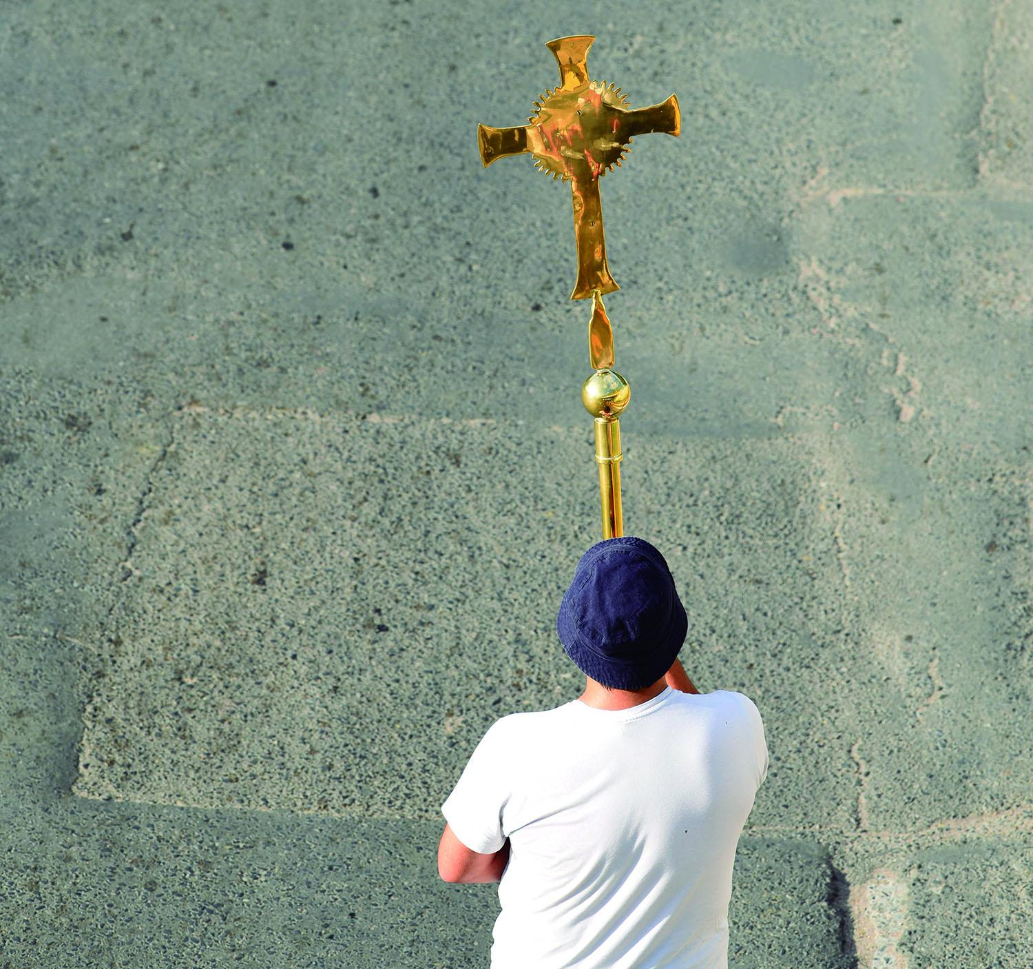 FESTEJO. Para celebrar a Jesús misericordioso, hubo diferentes imágenes de Cristo peregrinando en Alderetes. 