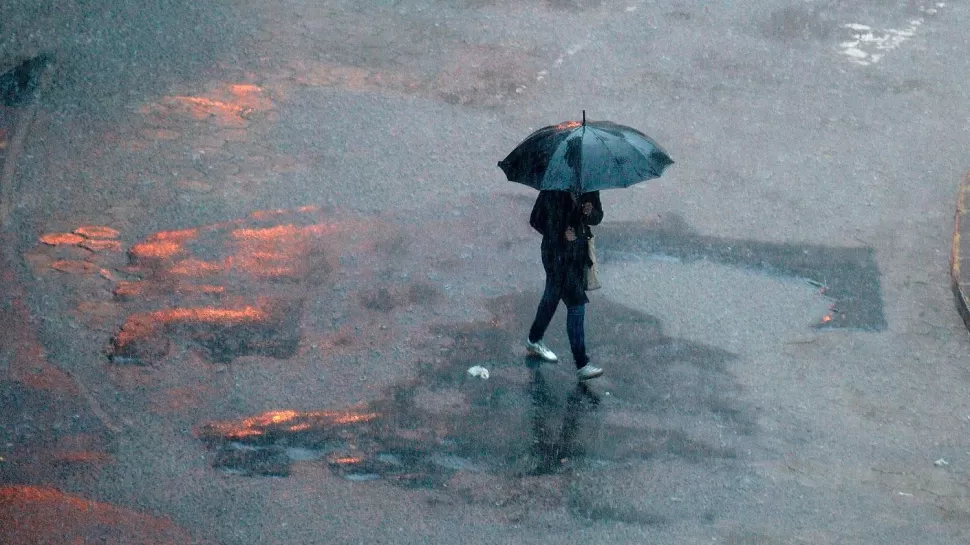 Tucumán bajo alerta amarilla por vientos intensos de 120 kilómetros por hora y viento Zonda.