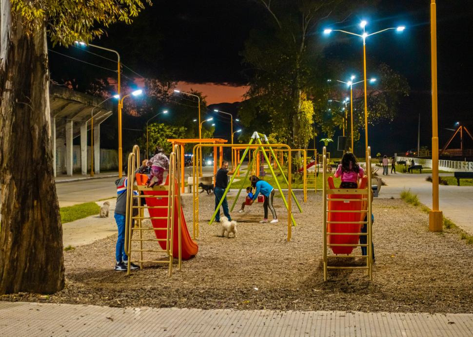 Aguilares: la Costanera del río Medina, el sueño de los vecinos