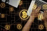 Bitcoin y Ethereum se desploman: Corralito cripto, el temor que invade a los inversores