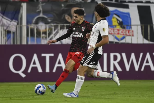 River encontró los goles sobre el final y festejó ante Colo Colo