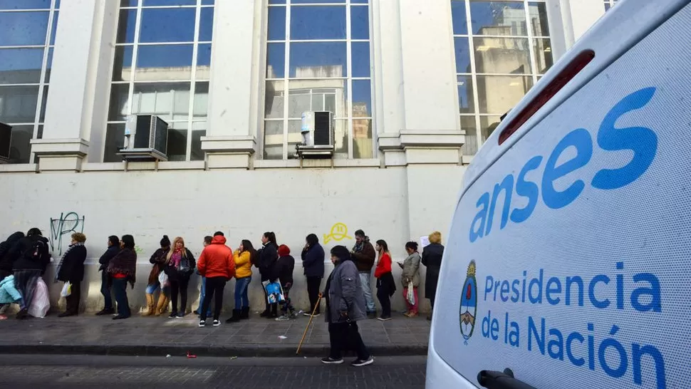 Bono de $18.000: ¿cuándo se hace el primer pago?