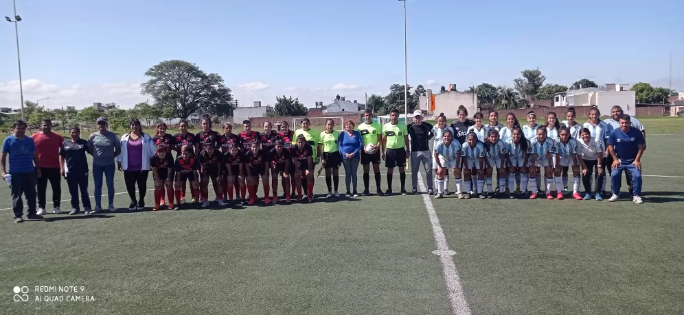 Fútbol femenino: goles, el mejor homenaje para la “Mocha” Adela