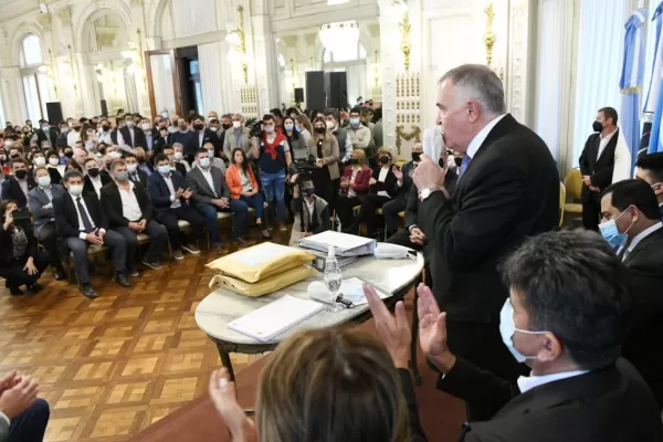 El Gobierno dio un paso clave para la construcción de 360 viviendas en Bella Vista y en Simoca