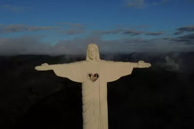 Construyeron al sur de Brasil un Cristo más alto que el de Río de Janeiro