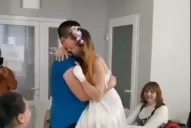 Video: el conmovedor baile de bodas de una enfermera ucraniana que perdió las piernas por una mina rusa