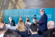 “Al Presidente no lo van a apretar con declaraciones estúpidas”, arremetió Aníbal Fernández