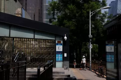 Covid-19: Beijing cerró decenas de estaciones de subte