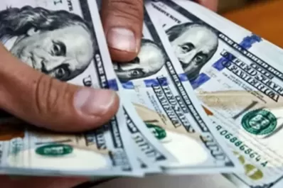 Qué dicen los gurúes de la economía sobre la escasez de reservas, la inflación y el dólar agro