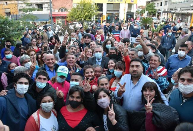 JALDO en la entrega de escrituras, en Concepción. 