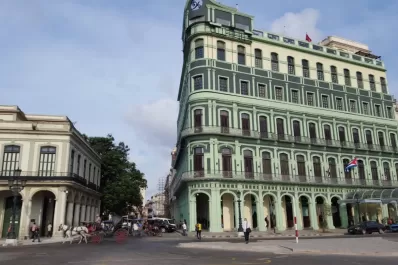 Suman 22 muertos y 56 heridos por la explosión en el hotel del centro de La Habana