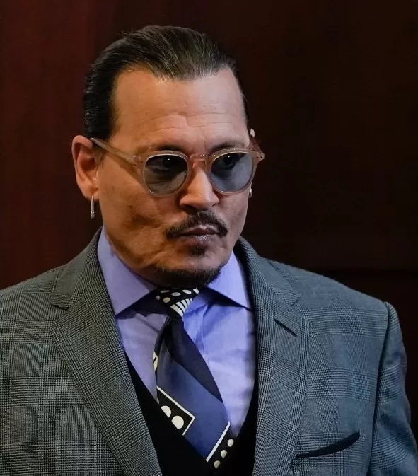  JOHNNY DEPP. Dior mantuvo al actor como cara de su perfume. 