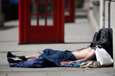 Millones de británicos comen menos y hay niños en riesgo