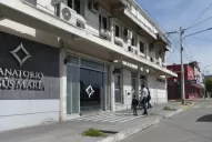 Piden investigar mala praxis en el caso del “médico mellizo”