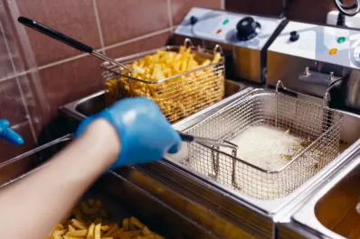 Aceite de cocina: ¿es peligroso reutilizarlo?