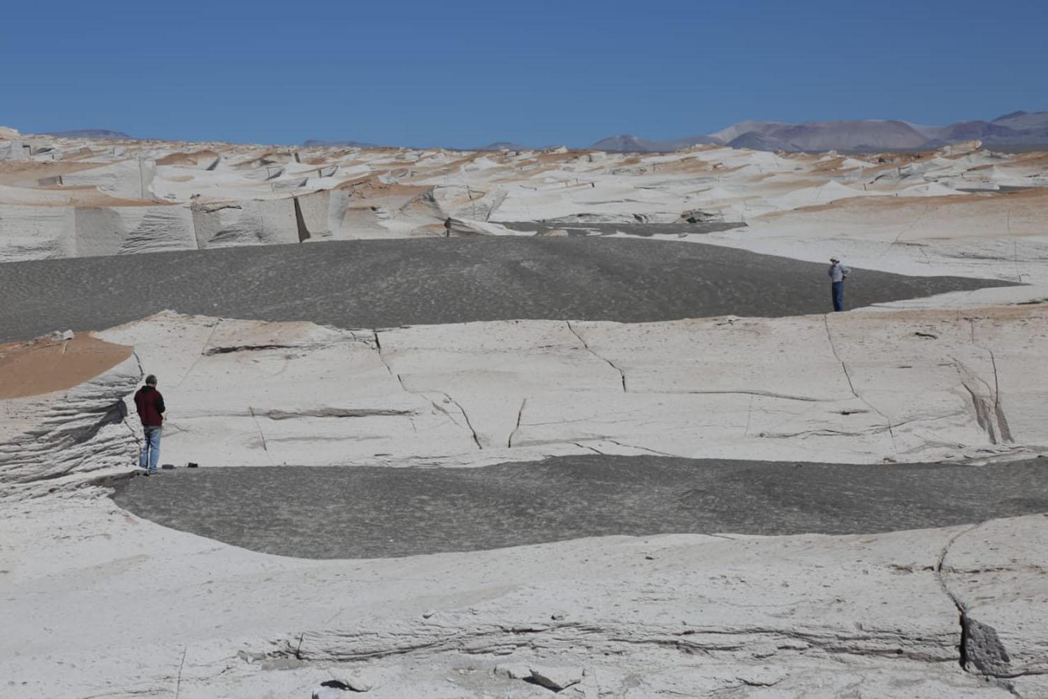 Las formaciones rocosas de Campo de Piedra Pómez tienen su origen en una gran explosión volcánica ocurrida hace miles de años. Foto Álvaro Medina