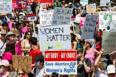 EEUU: miles de personas participaron en las marchas por el derecho al aborto