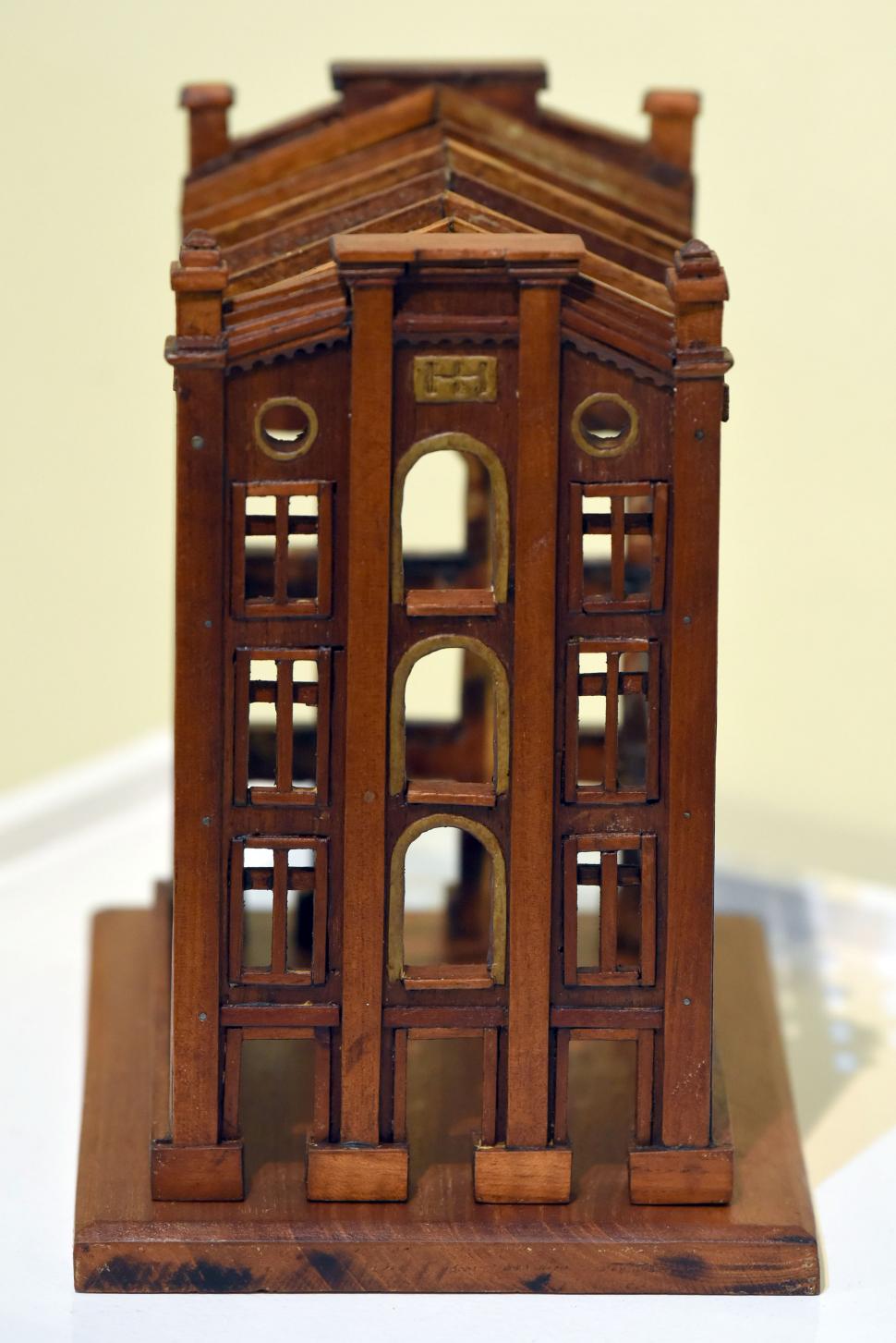 DE CONCEPCIÓN. Fachada del molino harinero “Haimes Hermanos”.  