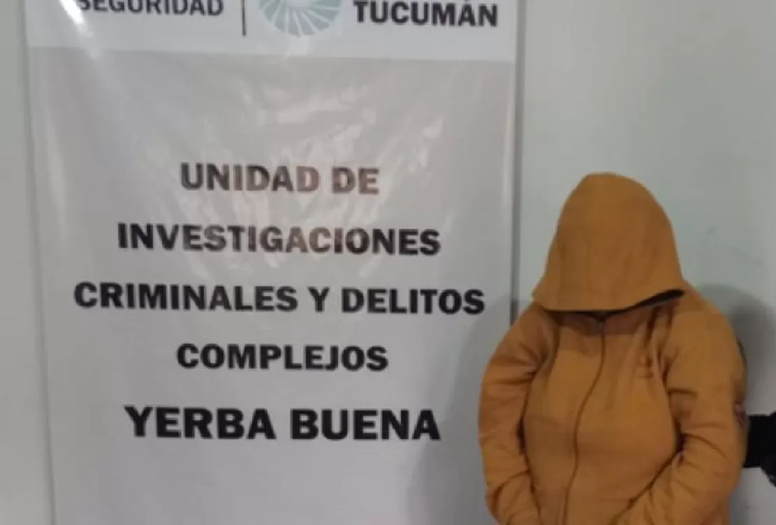 LA VIUDA NEGRA que aterroriza a los hombres en Yerba Buena tiene 21 años. 