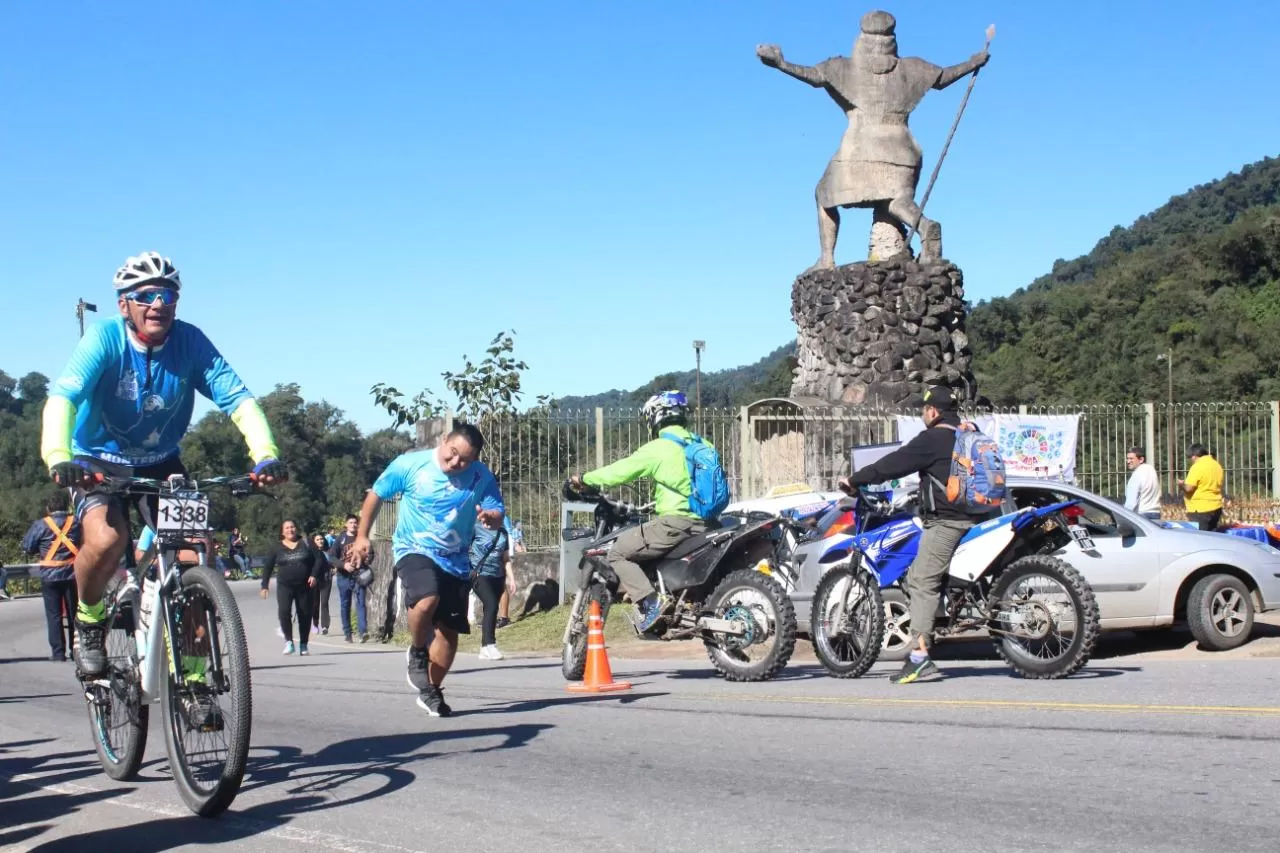 COMPETENCIA, TREPADA DEL INDIO. 