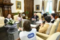 A horas del Censo 2022, el Presidente recibió a un grupo de censistas