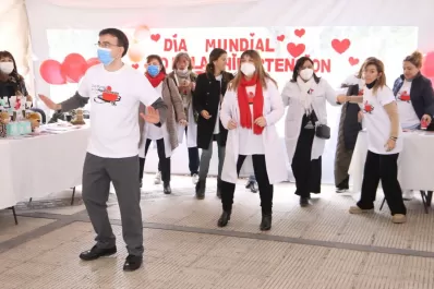 Día Mundial de la Hipertensión Arterial: actividades públicas y concientización