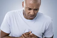 Efectos secundarios de la vacuna contra la covid: ¿Qué son la miocarditis y la pericarditis y cuáles son sus síntomas?