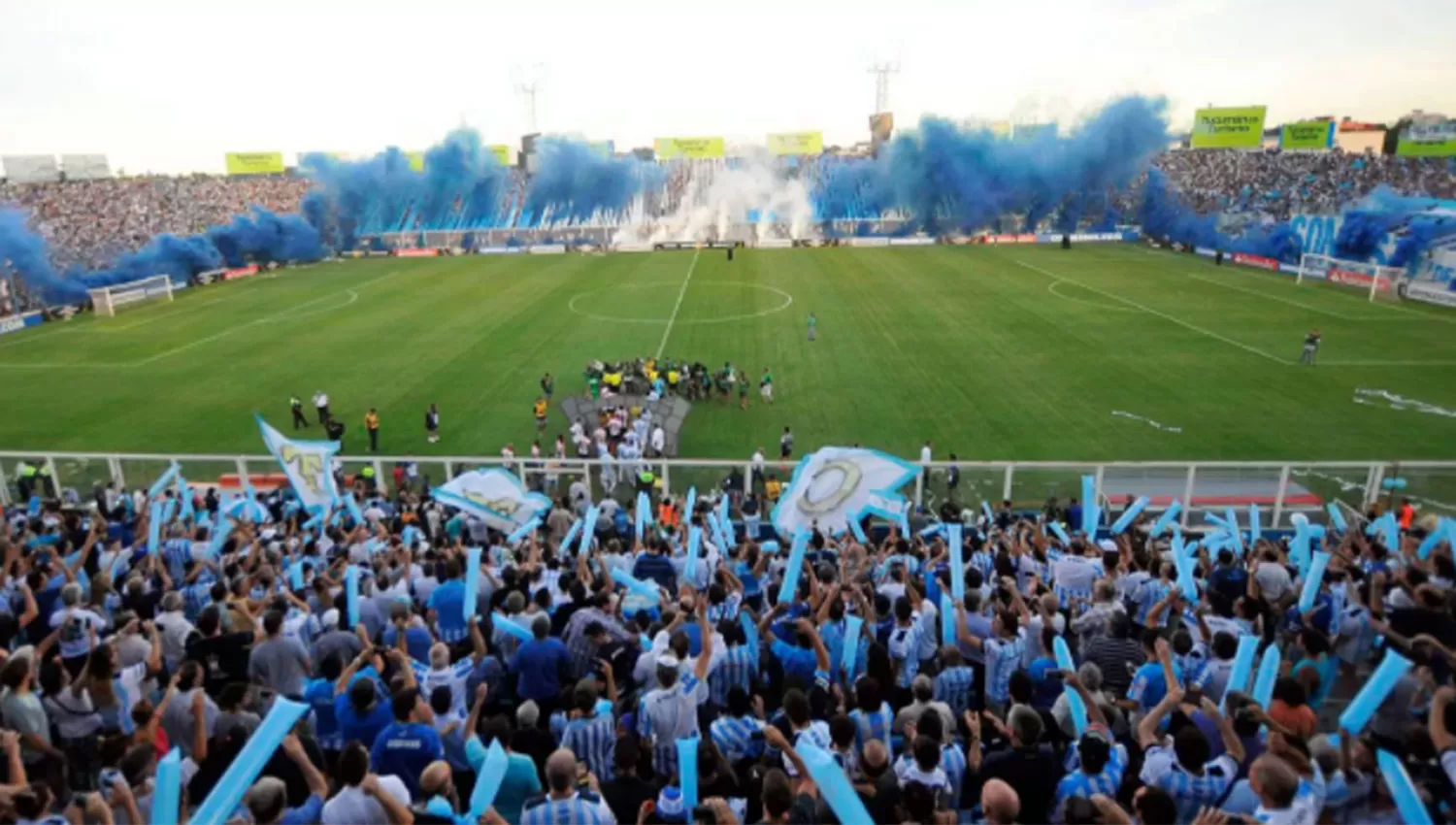 Atlético preparó un gran festejo para celebrar el centenario del estadio. FOTO ARCHIVO / LA GACETA. 