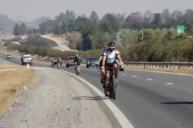 “La bicicleta es un vehículo que tiene derecho a andar en la calle”