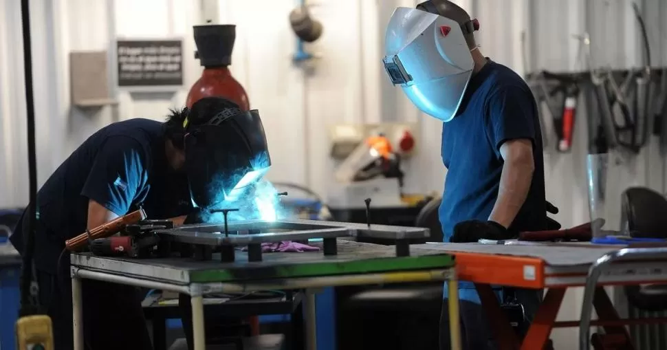 En mayo, la actividad industrial cayó un 1,1%
