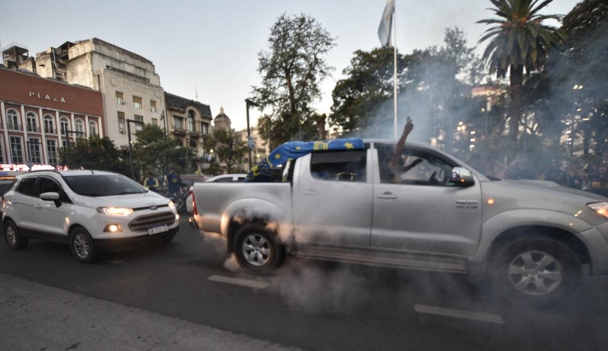 Los tucumanos festejaron la consagración de Boca: Este título es todo