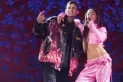El sorpresivo gesto de L-Gante con Tini después de bajarse del escenario en pleno show